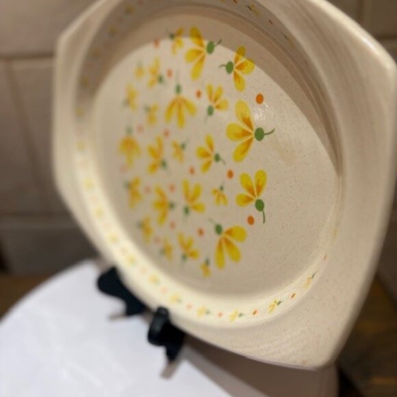 Brendan Erin Stone, Irish Buttercup, Oval Serving Platter / Dish, Arklow Ireland - Picture 3 of 7